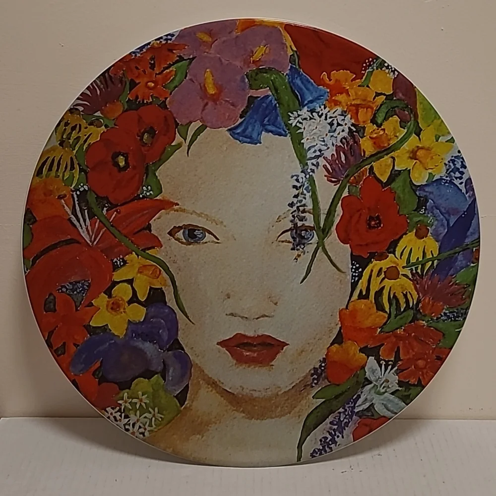 Vintage Evie and Linci Blossom Beautiful Flower Girl Wall Plate - Picture 1 of 16